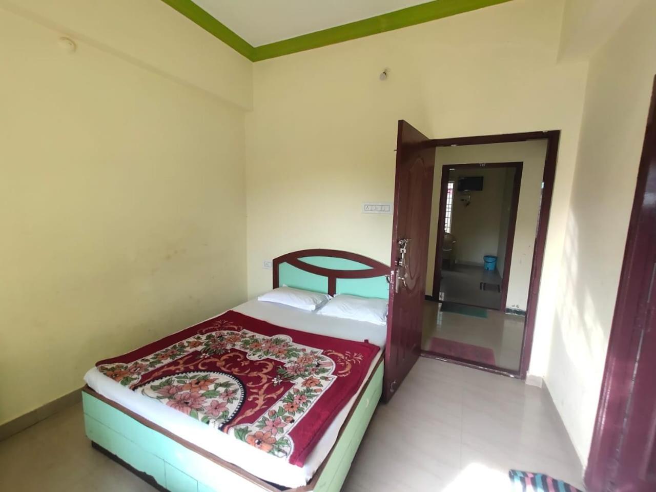 Hotel Ruchi Yercaud Exterior photo